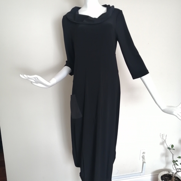 NEW Jqoseph Ribkoff Black Maxi Dress with Cowl Neckline - Picture 6 of 9